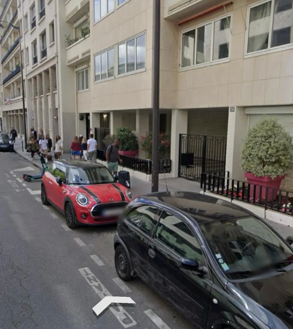 Homestay Charmante Place A Deux Pas De La Tour Eiffel Paris