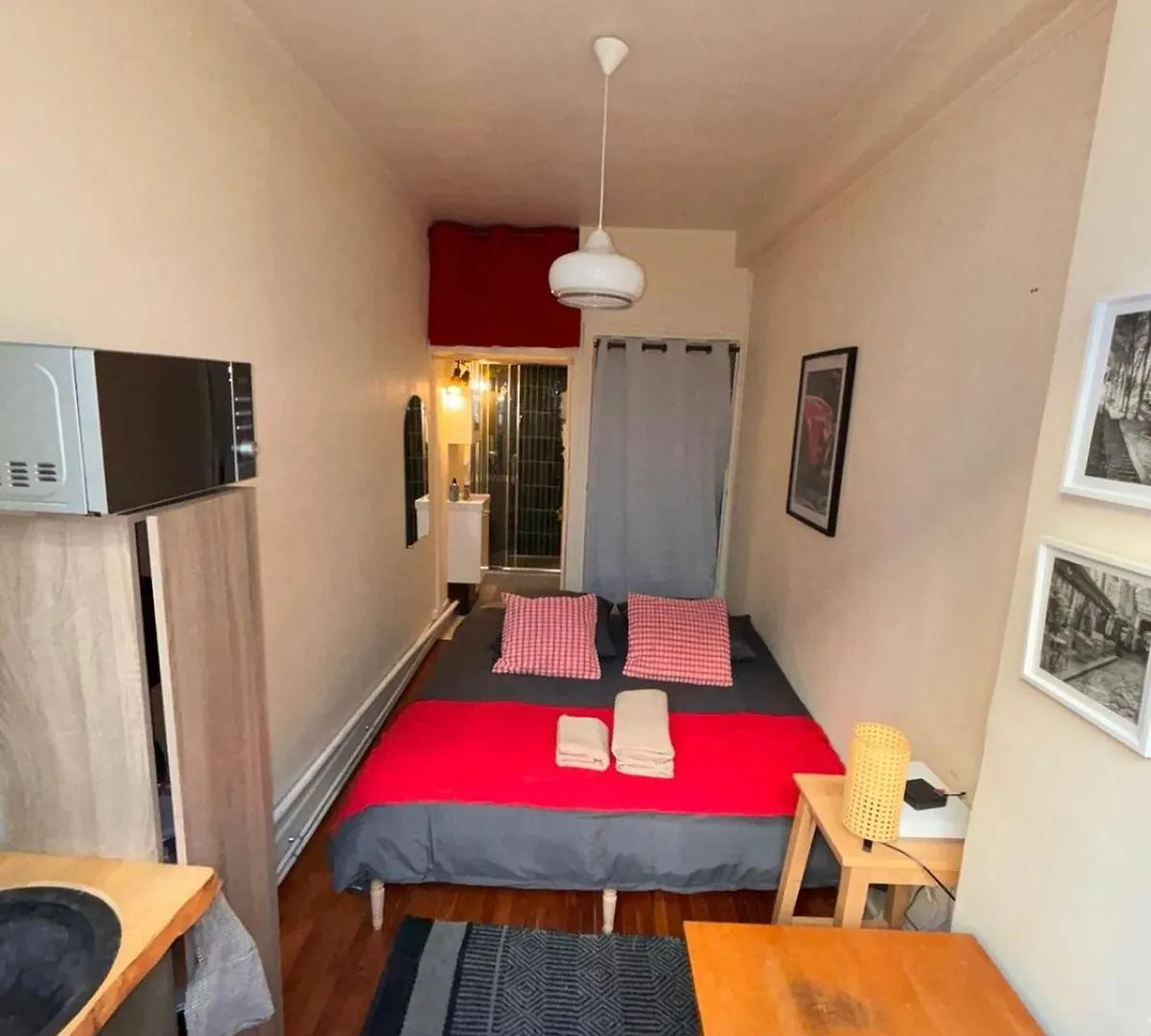 Homestay Charmante Place A Deux Pas De La Tour Eiffel *